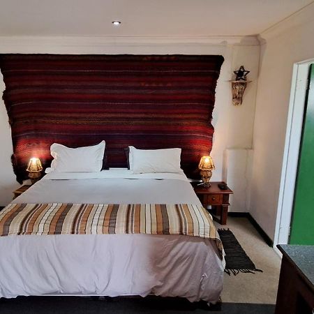 Purple House B&B Smithfield מראה חיצוני תמונה