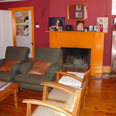 Purple House B&B Smithfield מראה חיצוני תמונה