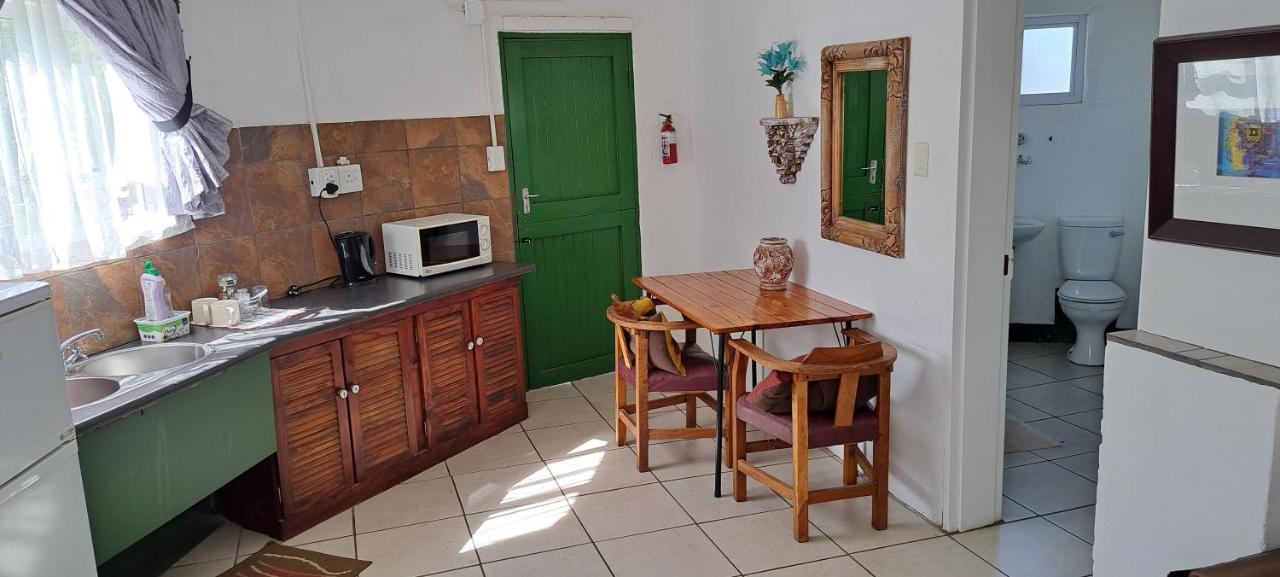 Purple House B&B Smithfield מראה חיצוני תמונה